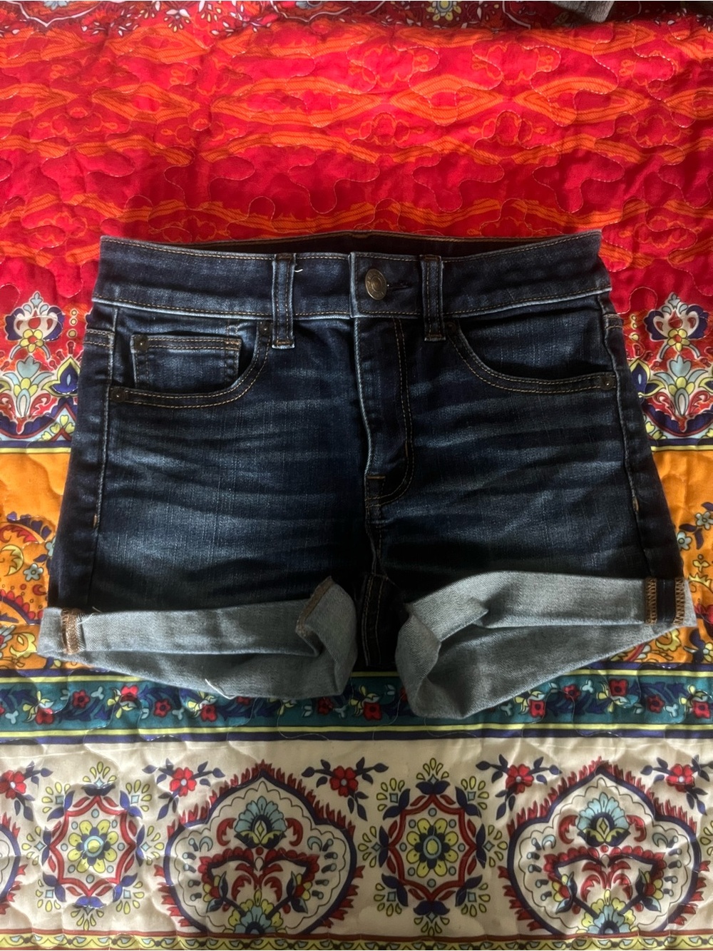 American Eagle Next Level Stretch Hi-Rise Shortie size 2